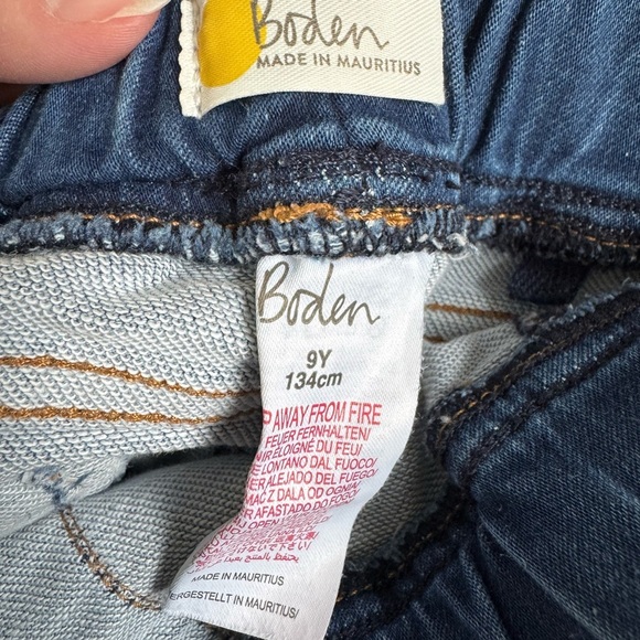 Mini Boden Denim Embroidered Jeans size 9 - Picture 2 of 5